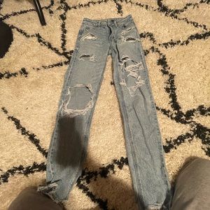 american eagle mom strigid jeans